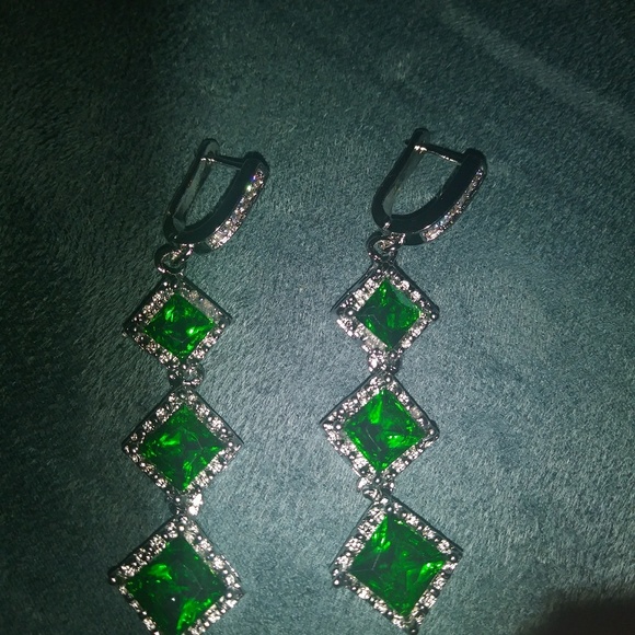 Jade sterling silver earrings - Picture 7 of 7